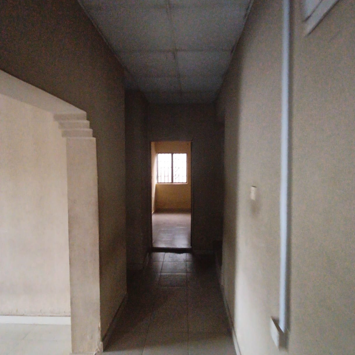 Spacious 3 Bedroom Flat With 3 Toilets property image