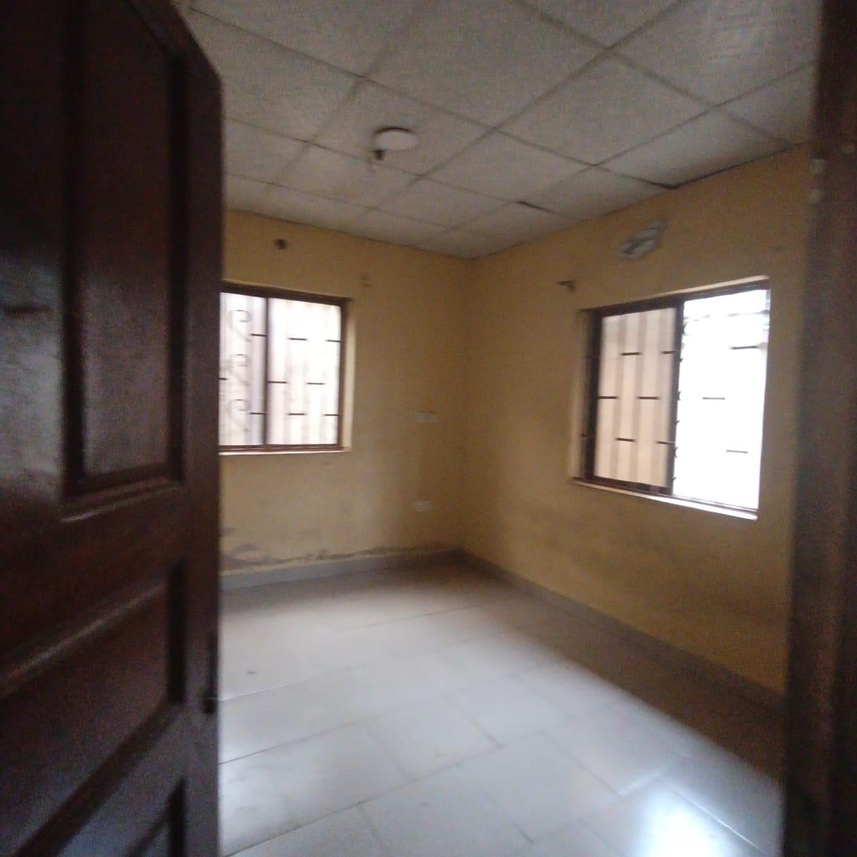 Spacious 3 Bedroom Flat En Suite for Rent in Alafia Estate, Asese property image